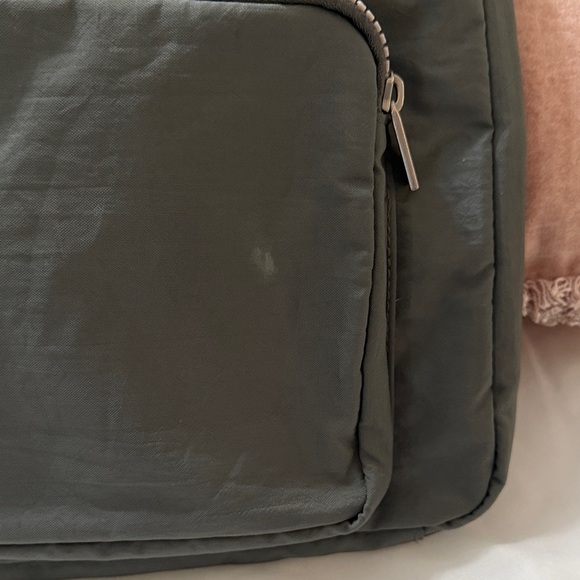 Baggallini Charcoal Crossbody Bag - Picture 6 of 9